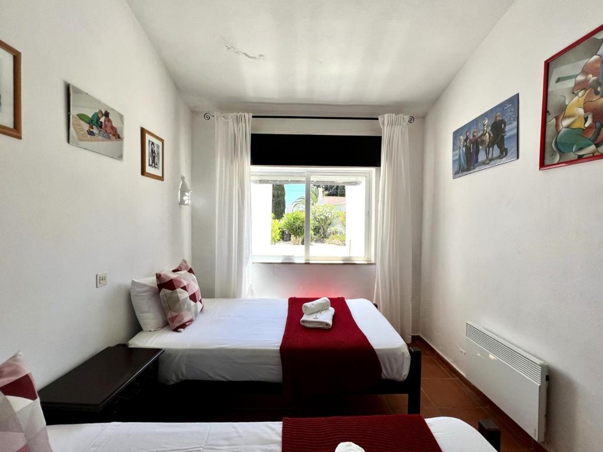 Appartamento Armacao De Pera Twins 3 With Pool By Homing Esterno foto